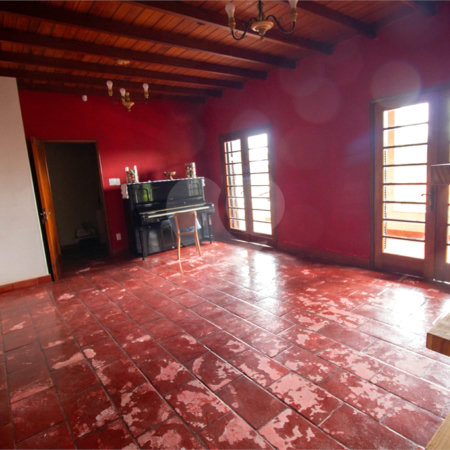 Chácara à venda com 3 quartos, sendo 1 suíte, em Capuava, São Roque, SP