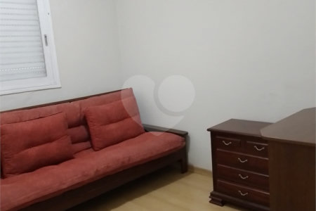 Apartamento à venda com 3 quartos, sendo 1 suíte,  em Pinheiros, São Paulo, SP