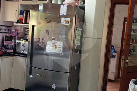 Casa à venda com 3 quartos, sendo 2 suítes, no condomínio Vinhas da Vista Alegre - Lado Sede, Vinhedo - SP