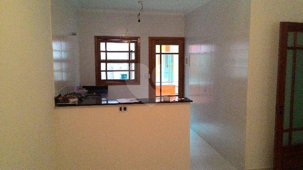 Casa à venda com 3 suítes em Vila Paiva, São Paulo, SP