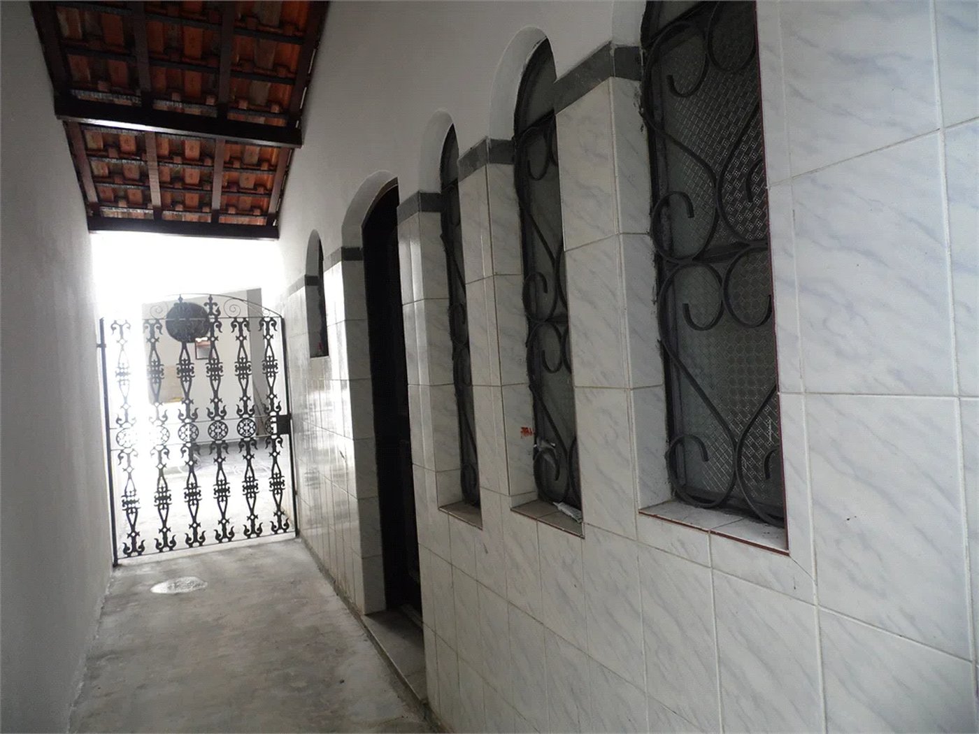 Casa à venda com 5 quartos, sendo 3 suítes, em Vila São Francisco, São Paulo, SP