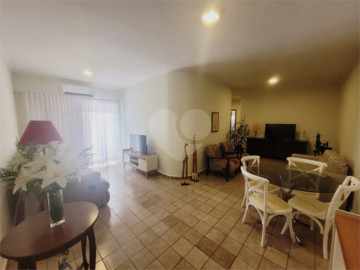 Apartamento à venda com 3 quartos, sendo 1 suíte,  no Centro, Indaiatuba, SP