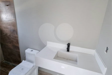 Casa à venda com 2 suítes no condomínio Residencial Vue26, Atibaia - SP