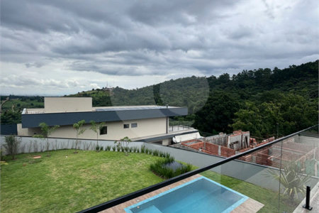 Terreno à venda com 3 suítes no condomínio Quintas da Boa Vista, Atibaia - SP