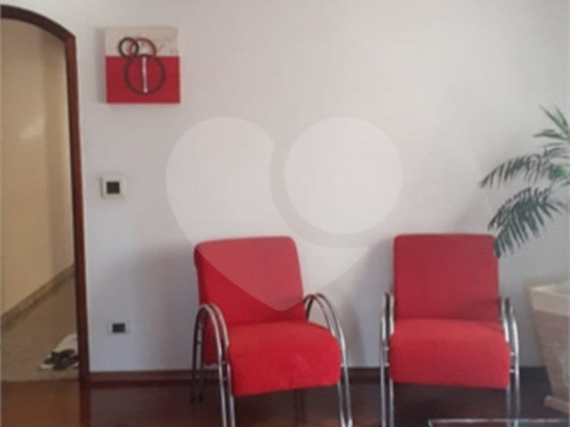 Sobrado à venda com 3 suítes em Jardim Vila Galvão, Guarulhos, SP