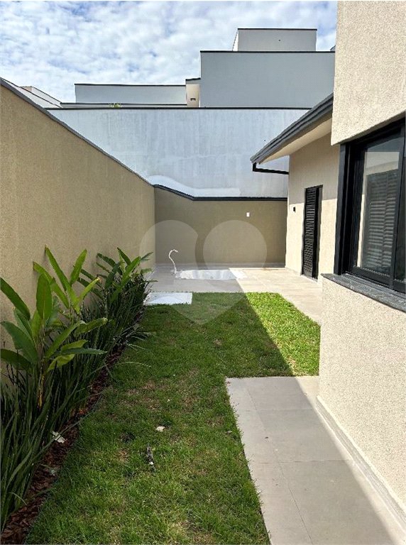 Casa à venda com 3 quartos, sendo 1 suíte, no condomínio Lagos D Icaraí, Salto - SP