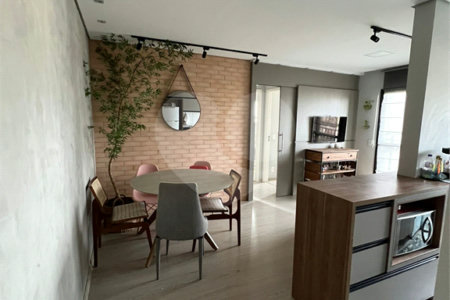 Apartamento à venda com 2 quartos, sendo 1 suíte, em Jardim São Carlos, Sorocaba, SP