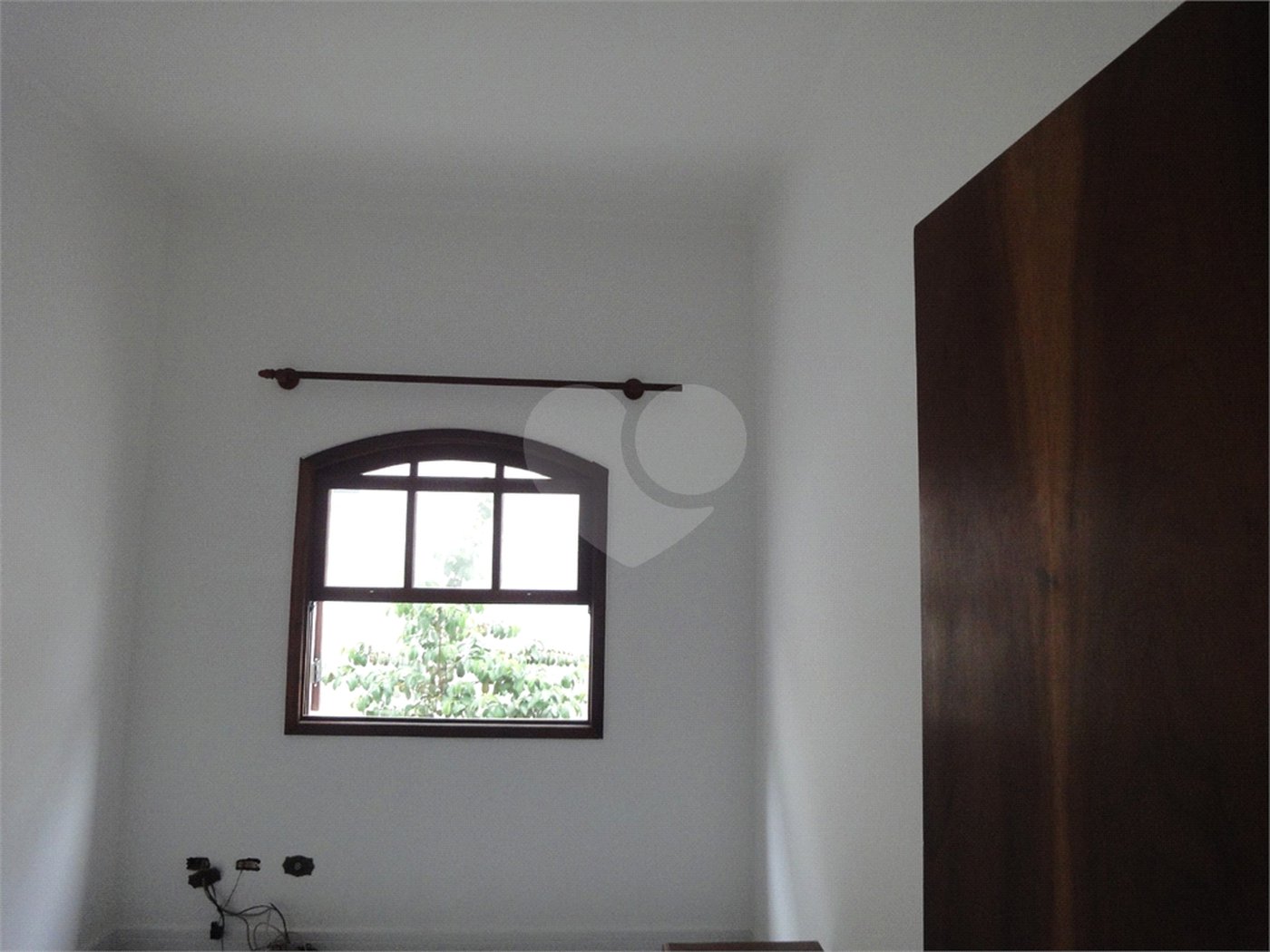 Sobrado à venda com 4 quartos, sendo 3 suítes, em Jardim São Bento, São Paulo, SP
