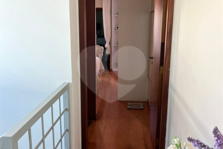 Sobrado à venda com 4 quartos, sendo 1 suíte,  em Jardim do Colégio (zona Norte), São Paulo, SP