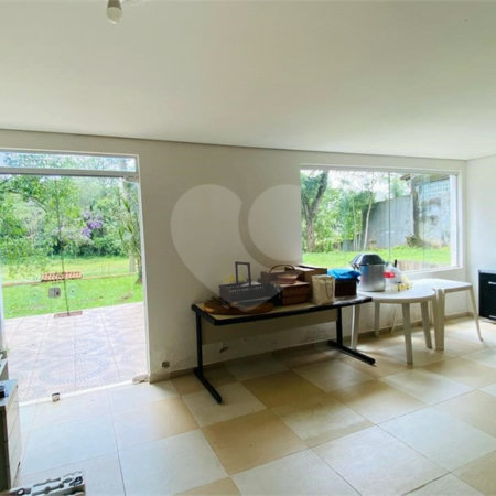 Casa à venda com 3 suítes em Dos Finco, São Bernardo do Campo, SP