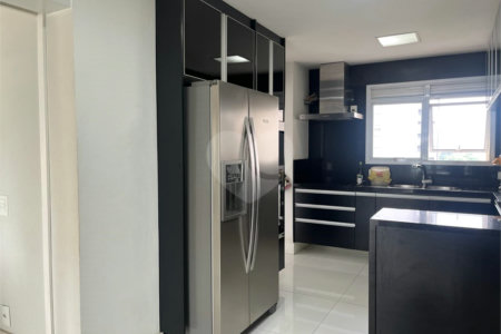 Apartamento à venda com 3 suítes em Vila Olímpia, São Paulo, SP