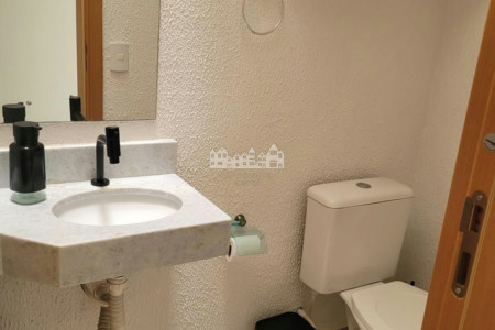 Casa à venda com 2 quartos no condomínio Residencial Manuela, Chácaras Maringá, Atibaia - SP
