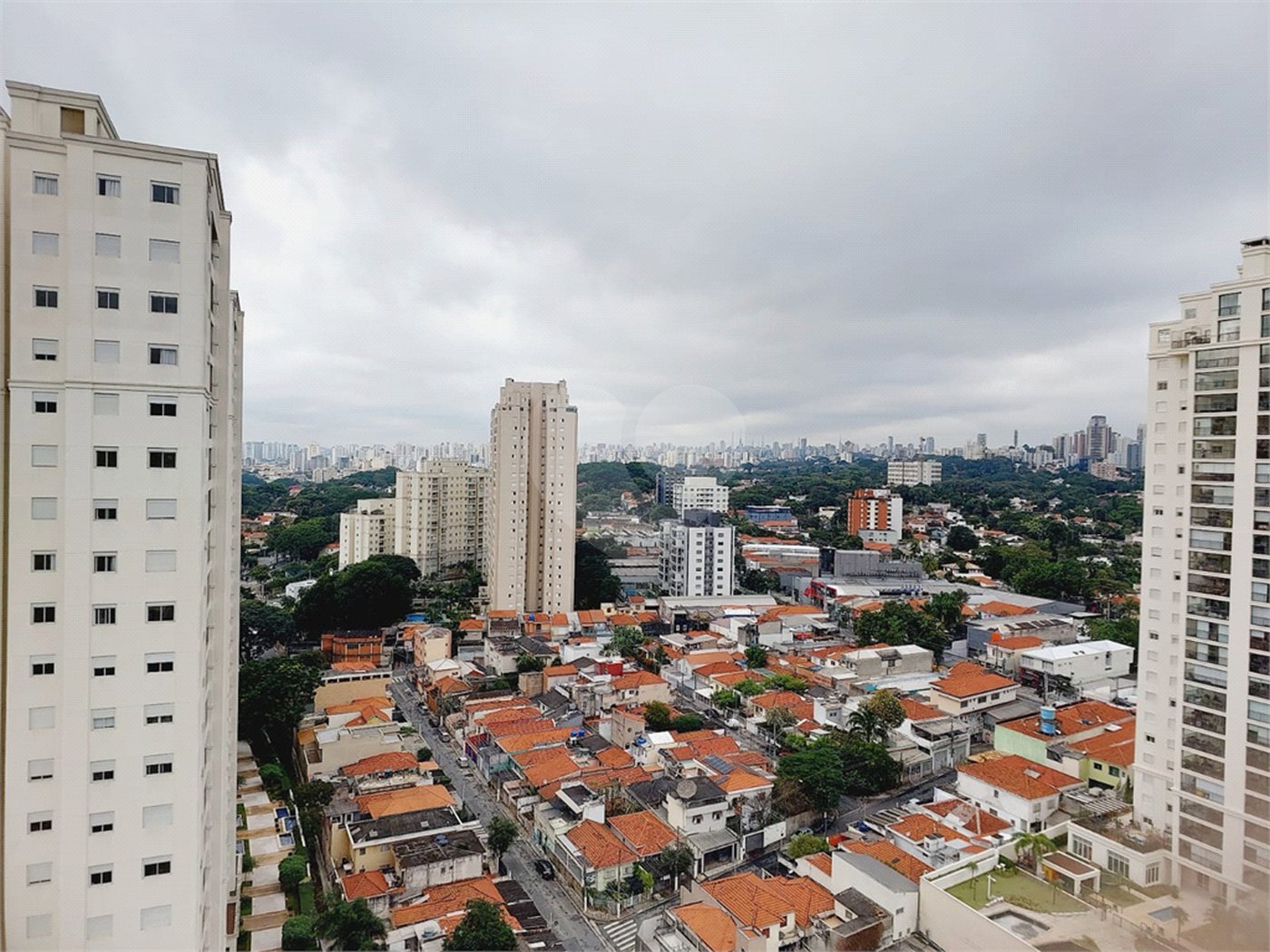 Apartamento à venda com 3 quartos, sendo 1 suíte,  em Vila Leopoldina, São Paulo, SP
