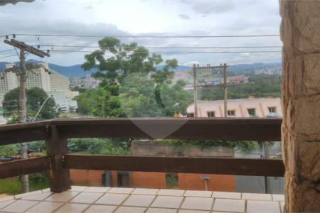 Chácara à venda com 4 quartos, sendo 3 suítes, em Campos de Atibaia, Atibaia, SP