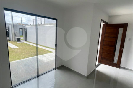 Casa à venda com 2 quartos, sendo 1 suíte, no condomínio Parque Guará, Rio de Janeiro - RJ