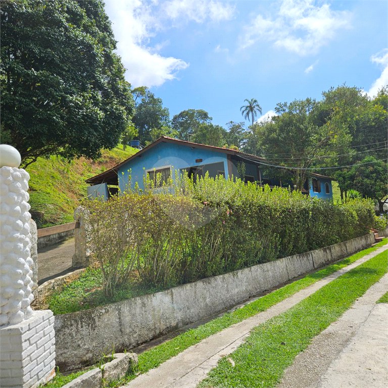 Sítio à venda com 2 quartos, sendo 1 suíte,  em Alto da Serra (mailasqui), São Roque, SP