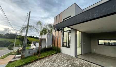 Casa em condomínio à venda com 3 quartos, sendo 2 suítes,  em Jardim Novo Horizonte, Sorocaba, SP
