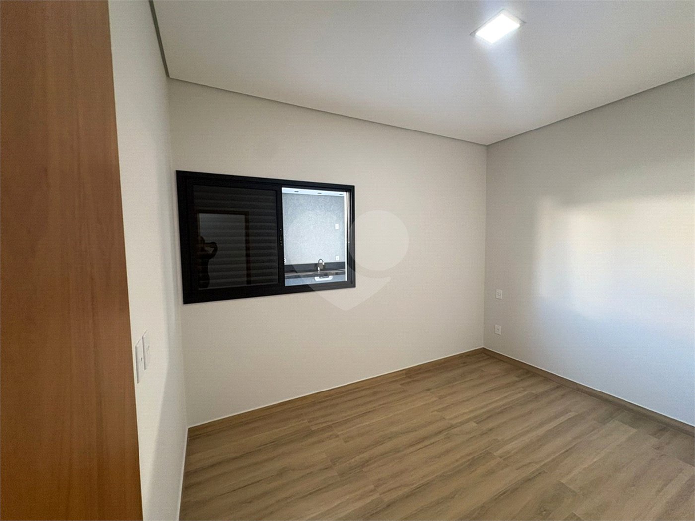 Casa à venda com 3 quartos, sendo 1 suíte, no condomínio Reserva Ipanema, Sorocaba - SP