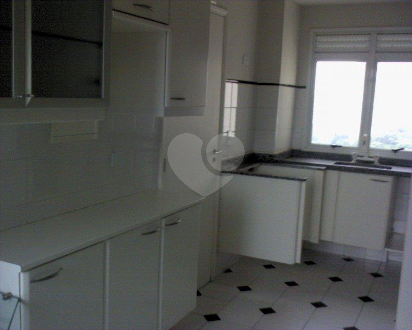 Apartamento à venda com 3 suítes em Vila Suzana, São Paulo, SP