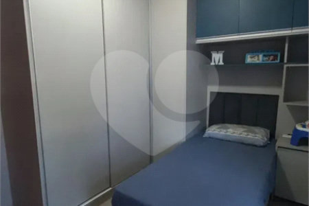 Casa à venda com 3 quartos, sendo 1 suíte, no condomínio Horto Florestal Villagio, Sorocaba - SP