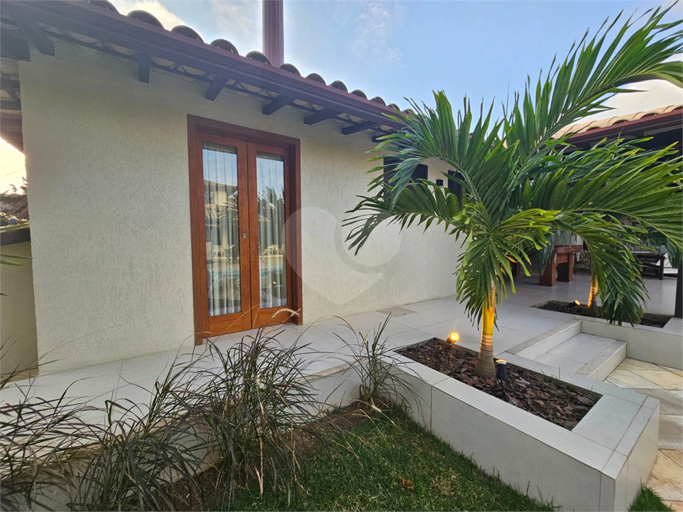 Casa à venda com 4 suítes em Praia Rasa, Armação dos Búzios, RJ