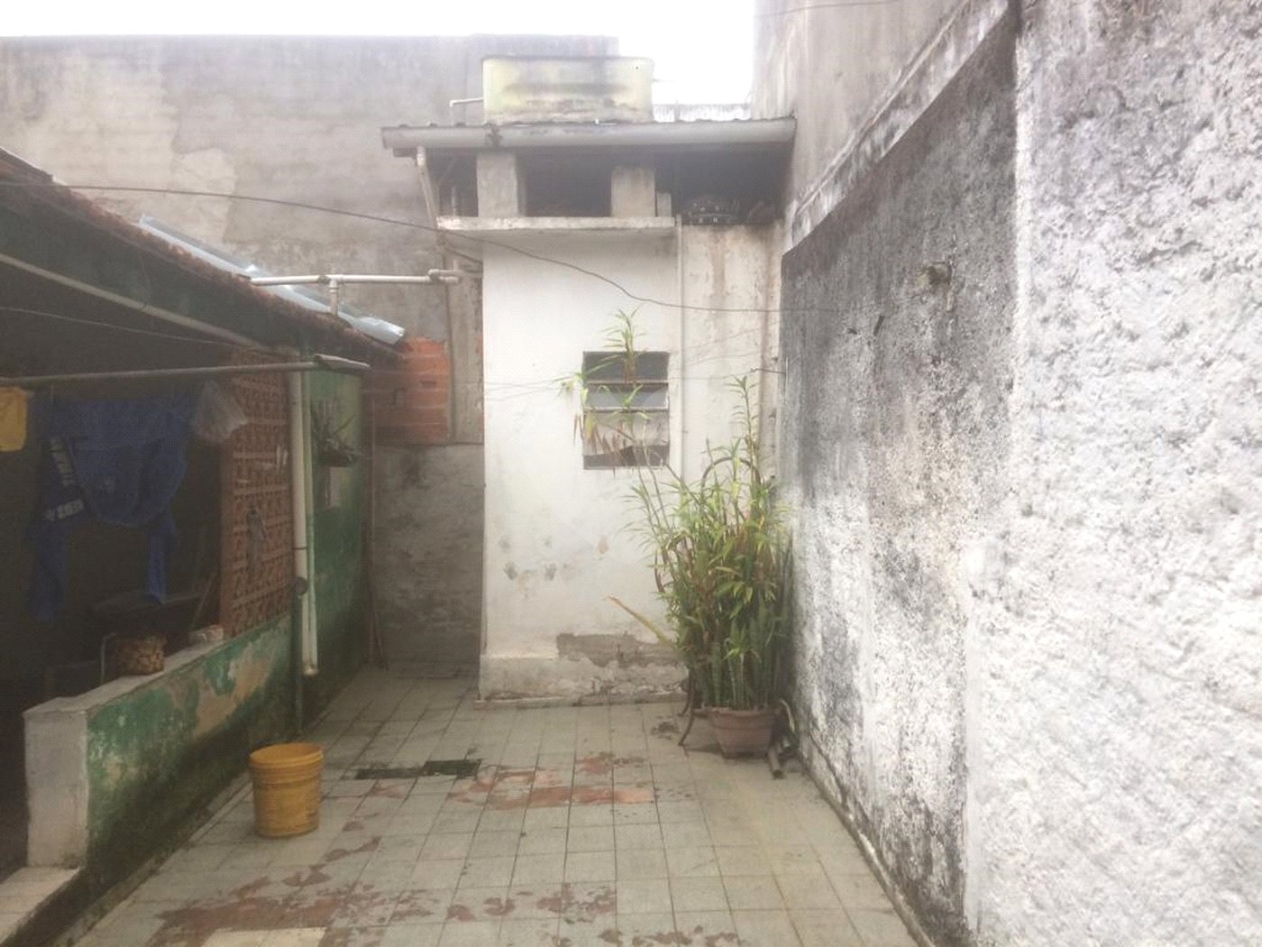 Casa à venda com 4 quartos, sendo 1 suíte, em Vila Vitório Mazzei, São Paulo, SP