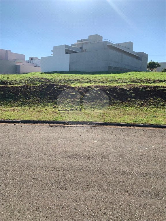 Terreno à venda em Jardim São Camilo, Araraquara, SP