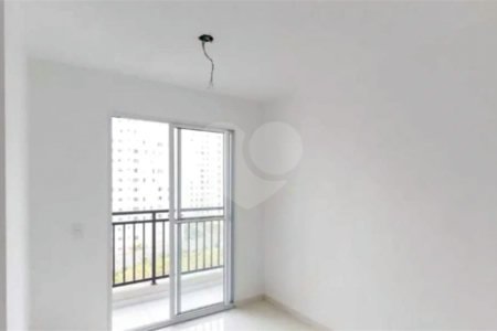 Apartamento com 50m², 2 dormitórios, 1 vaga, á venda em Itaquera.