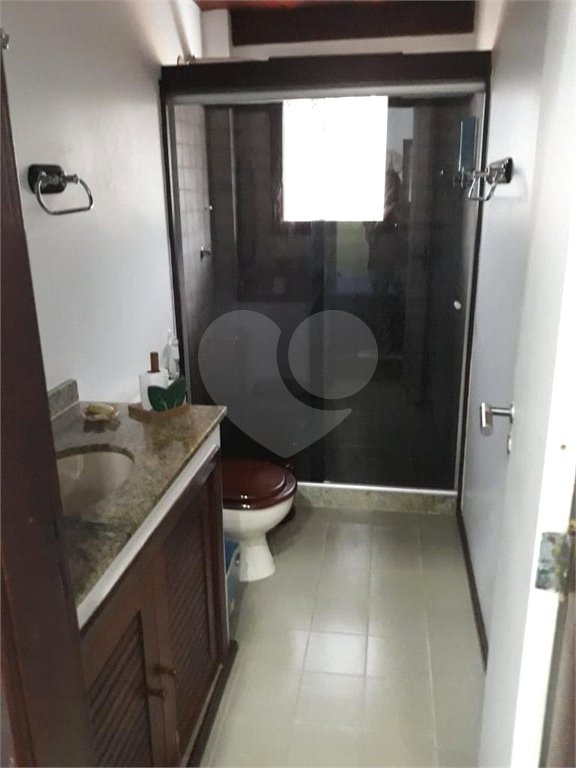 Casa em condomínio à venda com 2 quartos, sendo 1 suíte,  em Portal da Ferradura, Armação dos Búzios, RJ