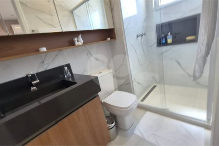 Apartamento à venda com 3 suítes em Santa Teresinha, São Paulo, SP