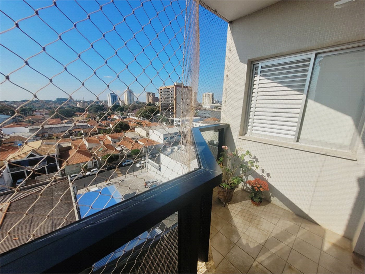 Apartamento à venda com 3 quartos, sendo 1 suíte,  no Centro, Indaiatuba, SP