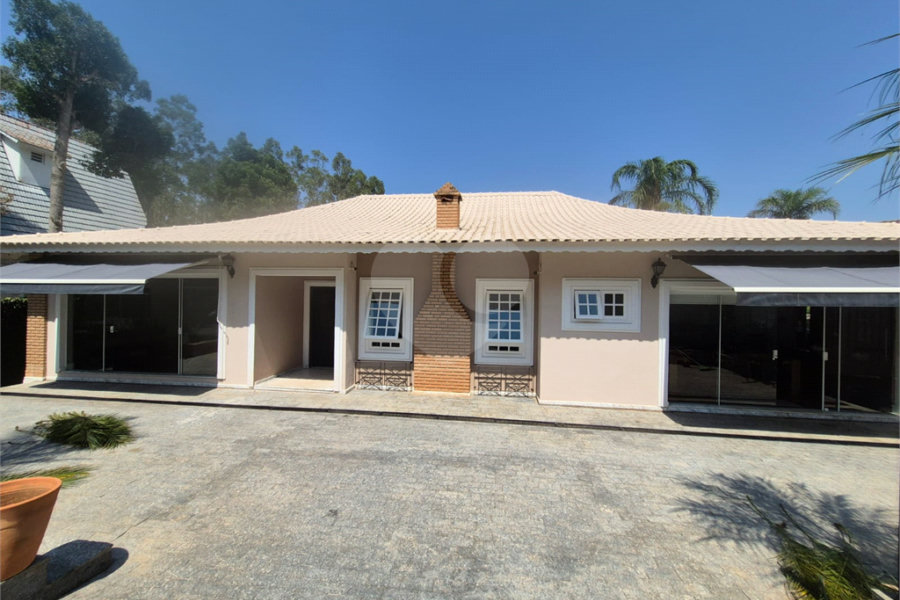 Casa à venda com 5 suítes no condomínio Associação Reserva das Hortênsias, Mairiporã - SP