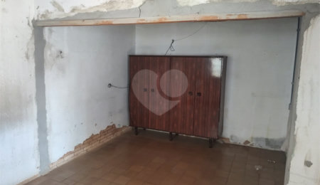 Casa à venda com 2 quartos, sendo 1 suíte, no Centro, Jarinu, SP