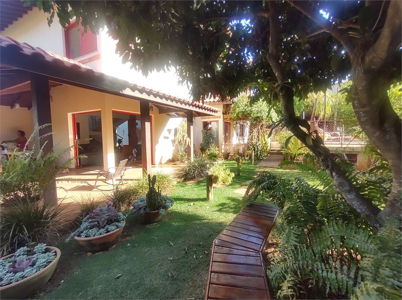 Casa à venda com 5 suítes no condomínio Residencial Terras de Vinhedo, Vinhedo - SP