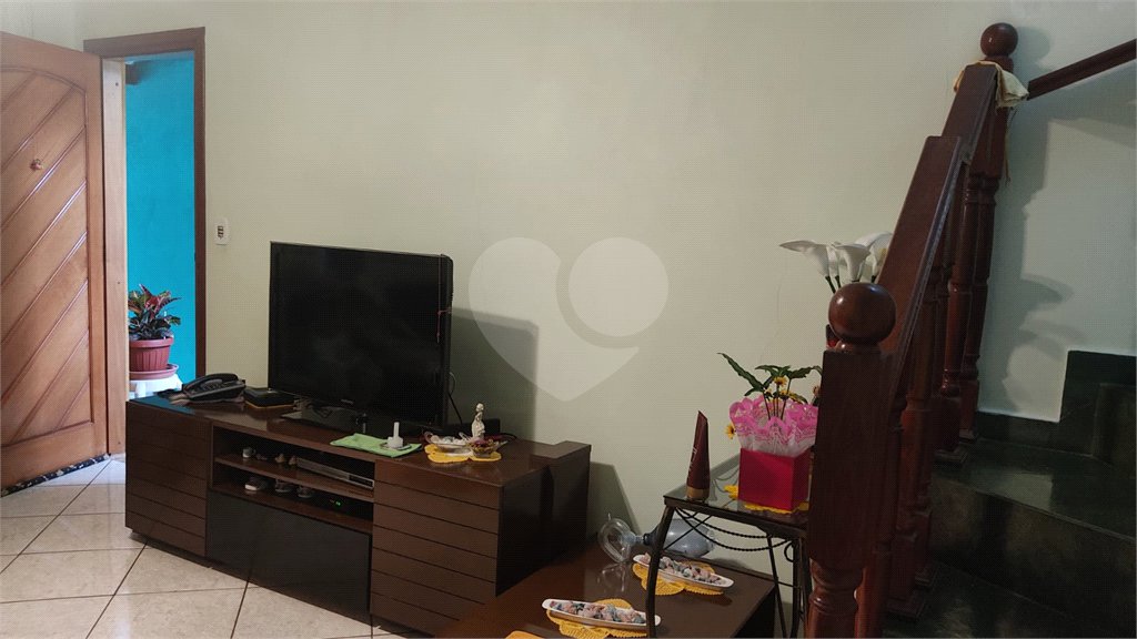 Casa à venda com 3 quartos em Jardim Cumbica, Guarulhos, SP