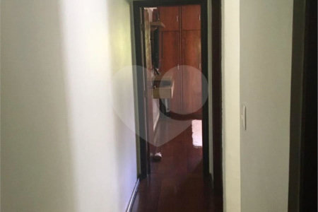Sobrado à venda com 3 quartos em Vila Galvão, Guarulhos, SP