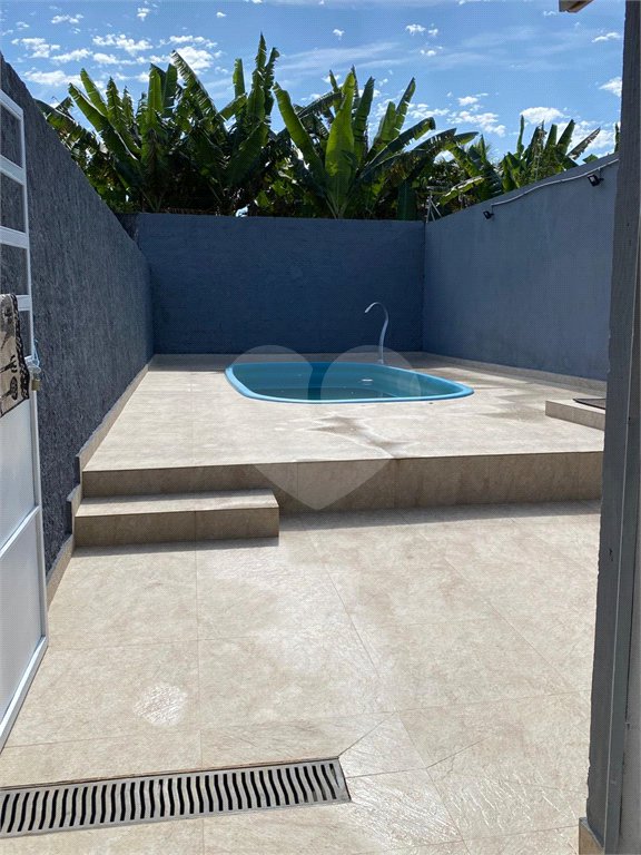 Casa à venda com 2 quartos em Vila Lavínia, Mogi das Cruzes, SP
