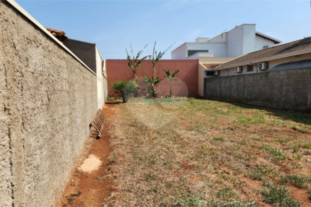 Terreno à venda em Jardim dos Flamboyants, Araraquara, SP