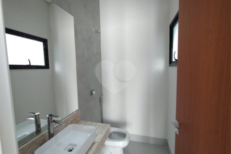 Casa à venda com 3 suítes no condomínio Residencial Golden Ville, Itapetininga - SP