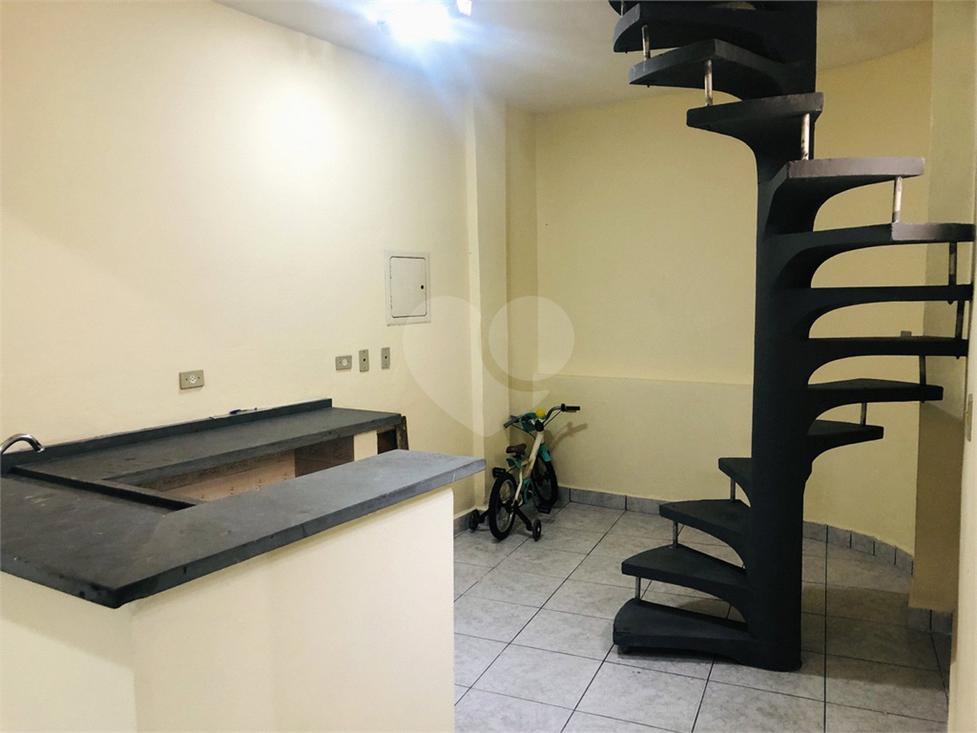 Sobrado à venda com 3 quartos, sendo 1 suíte, em Vila Romero, São Paulo, SP