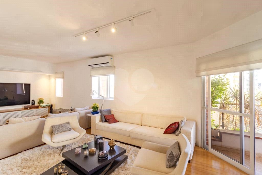 Apartamento à venda com 3 suítes em Itaim Bibi, São Paulo, SP