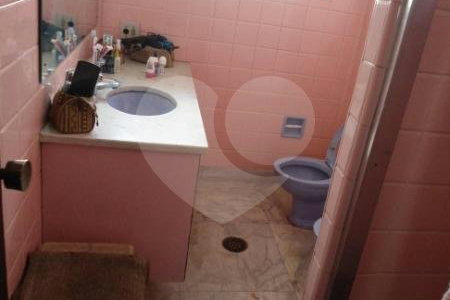 Casa à venda com 5 quartos, sendo 2 suítes, em Planalto Paulista, São Paulo, SP