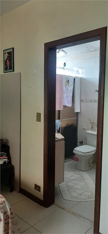 Sobrado à venda com 8 quartos em Jardim São Luís, São Paulo, SP