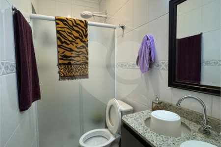 Sobrado à venda com 3 quartos, sendo 1 suíte, em Jardim Popular, São Paulo, SP
