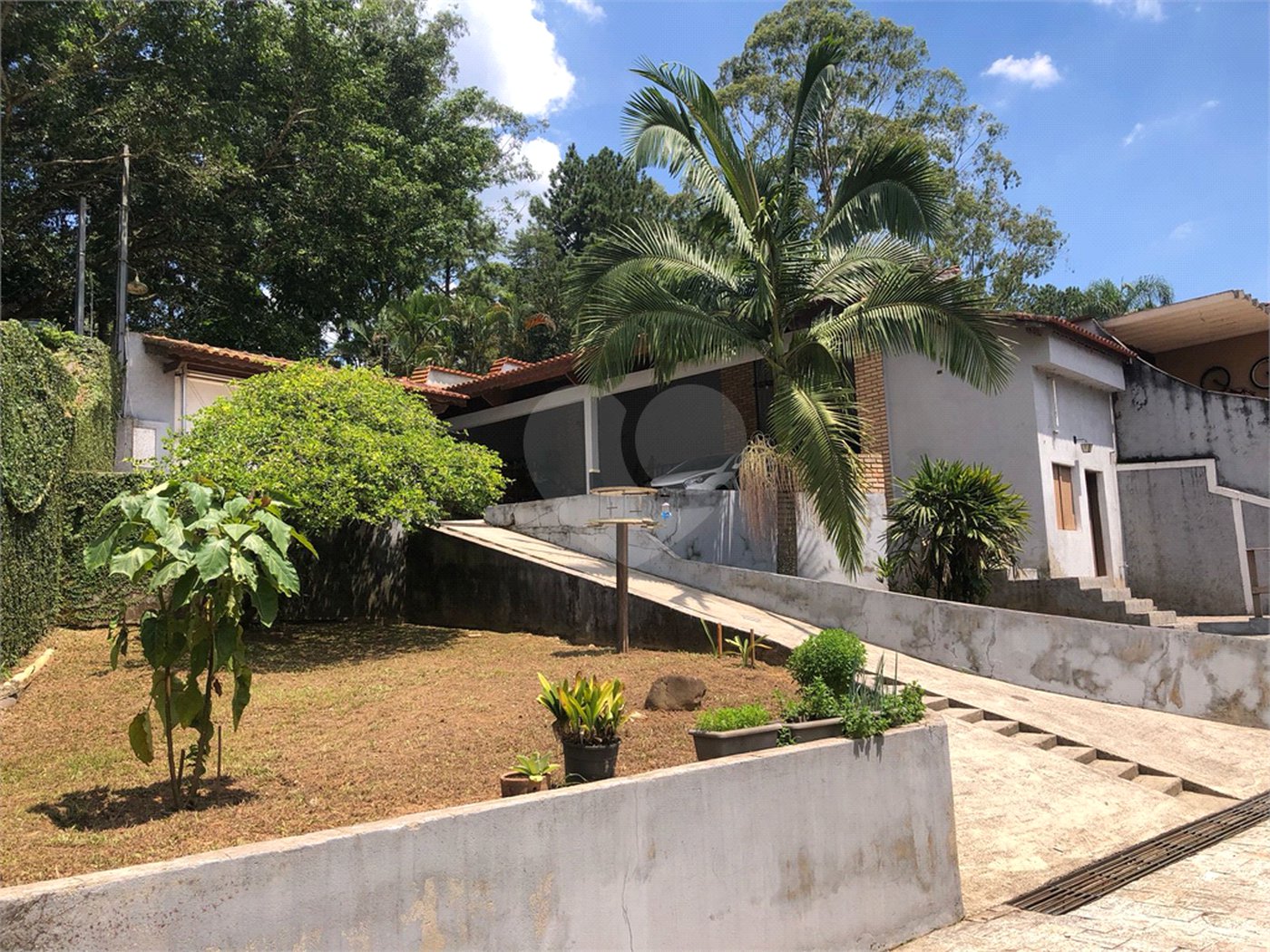 Casa à venda com 3 suítes em Dos Finco, São Bernardo do Campo, SP