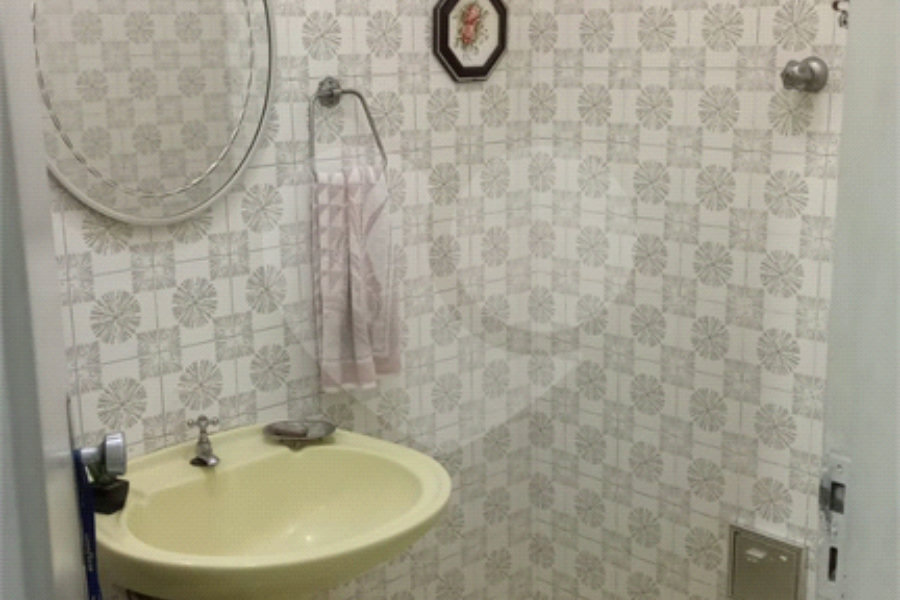 Casa Térrea à venda com 3 quartos, sendo 2 suítes, em Santa Teresinha, São Paulo, SP
