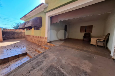 Casa à venda com 5 quartos, sendo 1 suíte, em Jardim Tamoio, Araraquara, SP