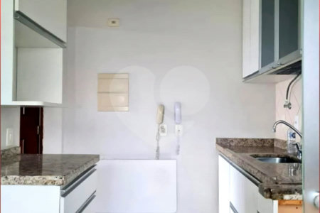 Apartamento à venda com 3 quartos, sendo 1 suíte, em Jardim Ester, São Paulo, SP