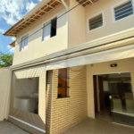 Casa à venda com 3 quartos, sendo 1 suíte, no condomínio Residencial Village Salermo, Sorocaba - SP