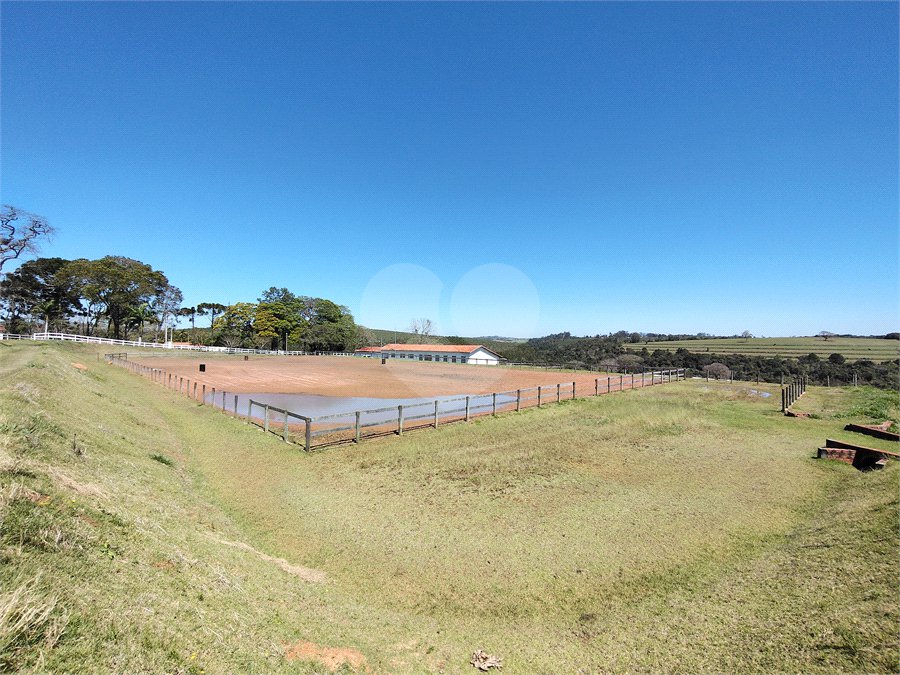 Fazenda para alugar com 3 quartos em Vila Santana, Itapetininga, SP